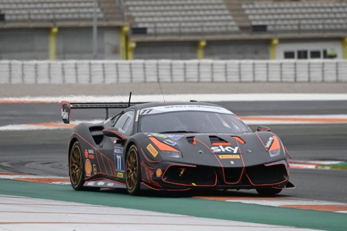 Ferrari Challenge Trofeo Pirelli circuit van Ricardo Tormo in Valencia Roger Grouwels 11
