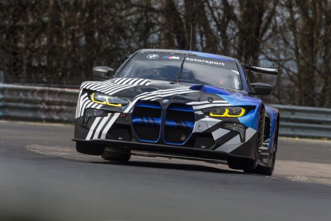 8_BMW_M4_GT3
