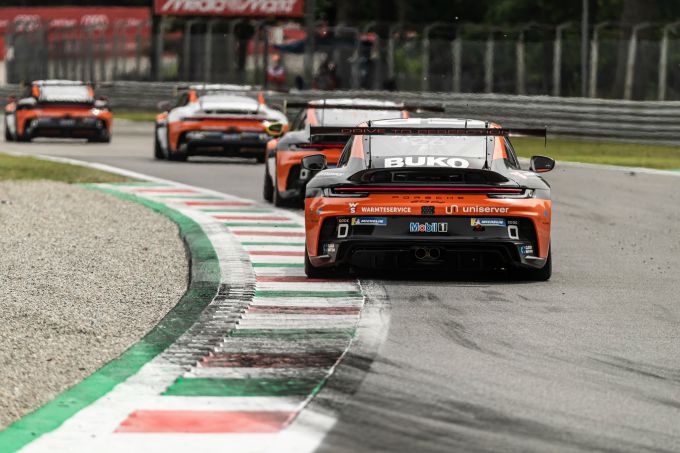 Monza_Team_GP_Elite_onderweg