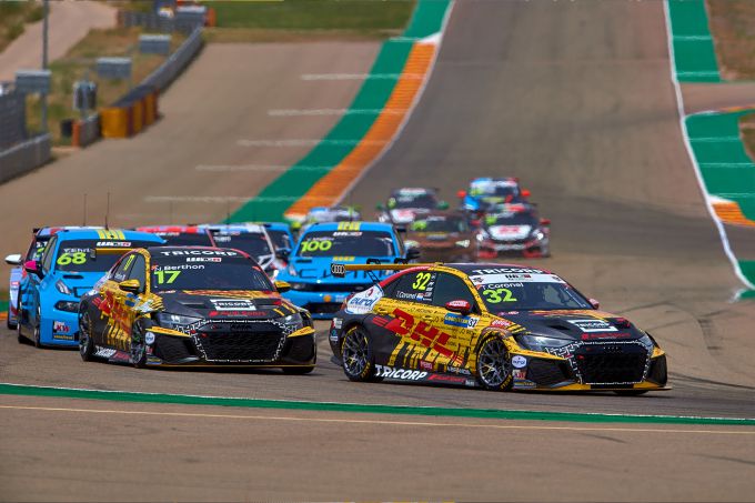 Tom Coronel grijpt eerste podium met Audi: ''Dat was mooi, die staat in de boeken''