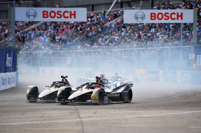 DS TECHEETAH op podium in het eerste ABB FIA Formula E kampioenschap