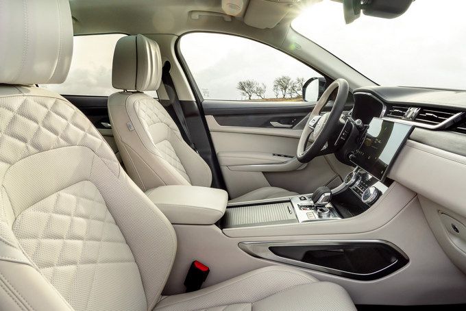 Verbeterde technologie voor Jaguar F-PACE