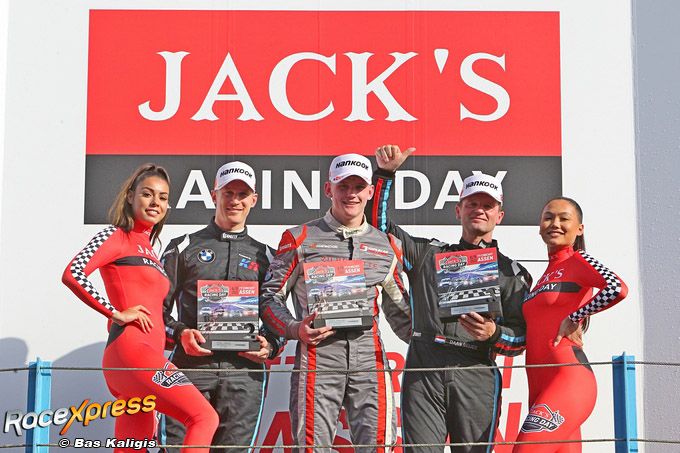Podium winnaar Max Tubben, Nicky Catsburg en Daan Meijer