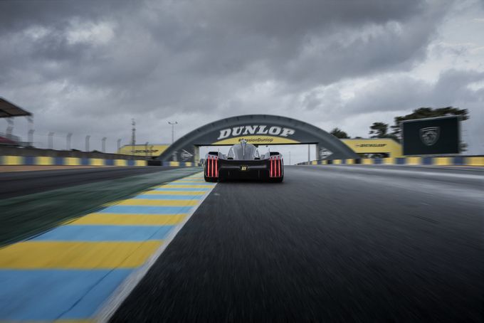 Van de PEUGEOT 905 tot de PEUGEOT 9X8: 30 jaar innovatie en topprestaties