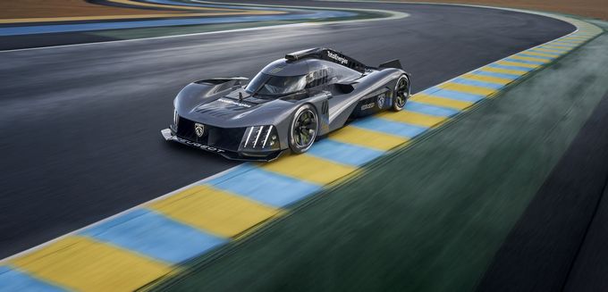 Van de PEUGEOT 905 tot de PEUGEOT 9X8: 30 jaar innovatie en topprestaties