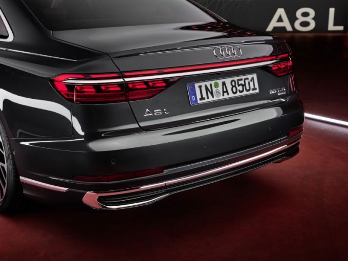 Vernieuwde Audi A8: representatieve looks en innovatieve technologieën in het topsegment