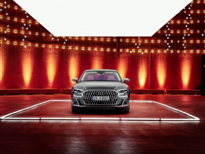 Vernieuwde Audi A8: representatieve looks en innovatieve technologieën in het topsegment