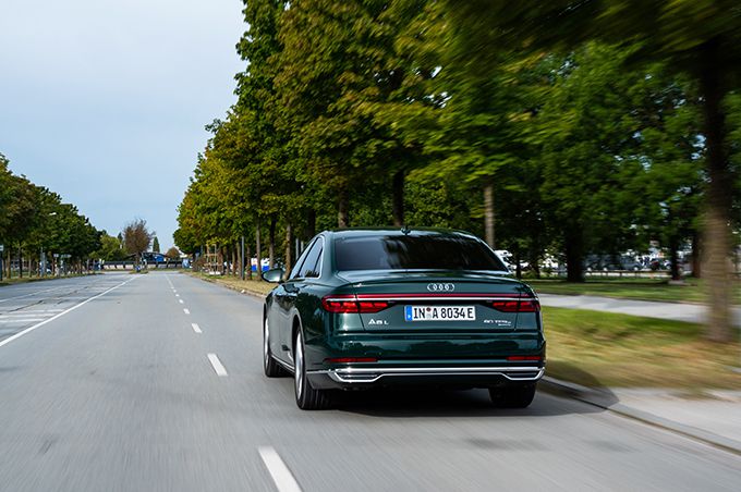 Audi A8 Groen