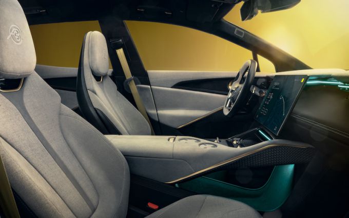 Lotus Eletre 7