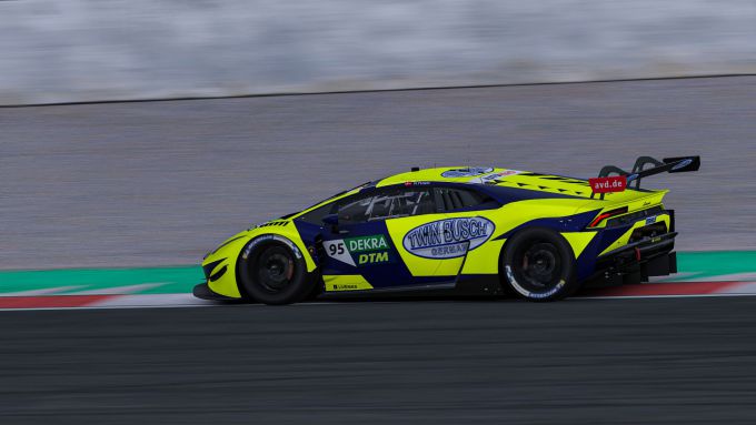 DTM 2022 Nicki_Thiim Lamborghini Hurácan GT3 EVO T3 Motorsport 2