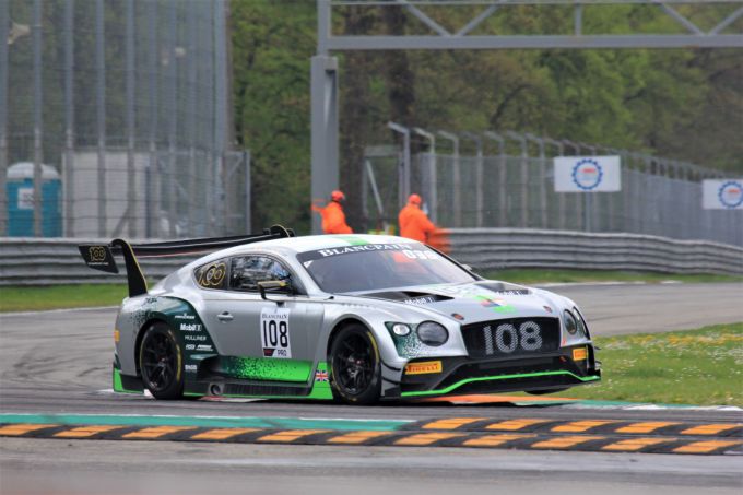 Bentley_Continental_GT3_at_Monza_photo_Peter_Vader
