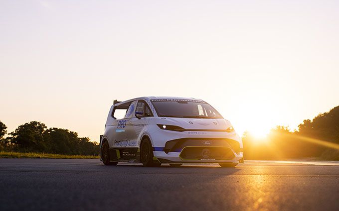 Ford Supervan