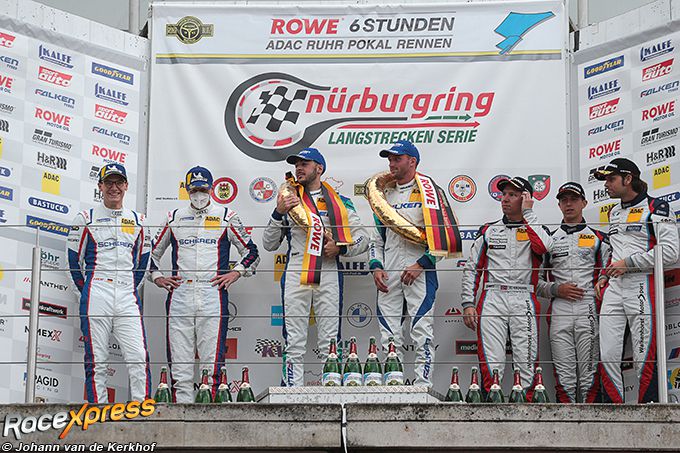 Verdiend Podium voor Falken Motorsport