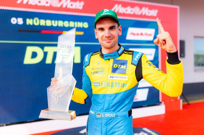 DTM Nürburgring powered by Mercedes-AMG  Luca Stolz finishvlag Lucas Stolz ist stolz