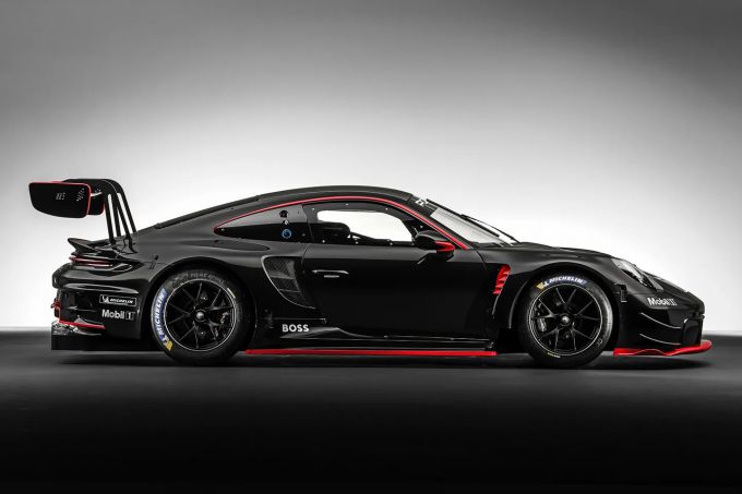 Porsche onthult 2023 911 GT3 R 6