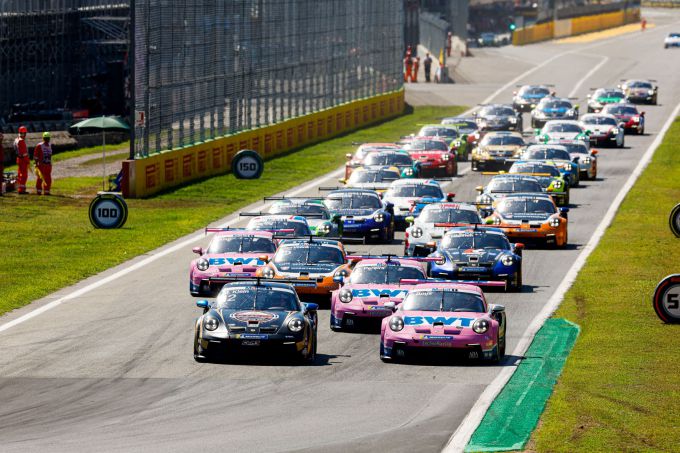 Porsche Mobil 1 Supercup 2022 @ Monza startveld