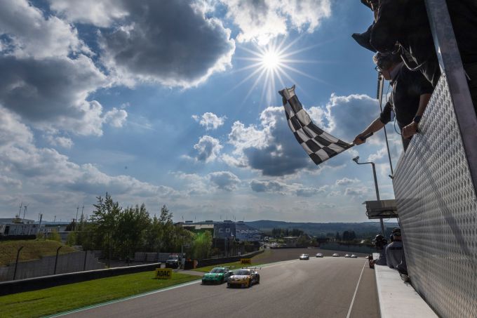 Porsche Carrera Cup Deutschland Sachsenring close finish zaterdagrace
