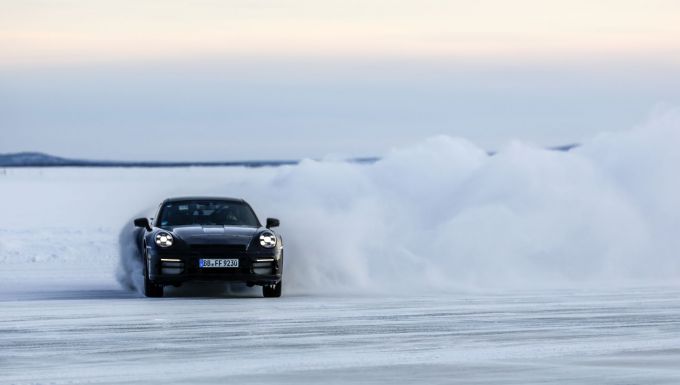Porsche 911 Dakar foto 3