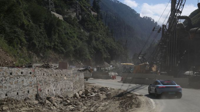 K2K in India, van Kasjmir naar Kanniyakumari met Porsche Taycan foto 2