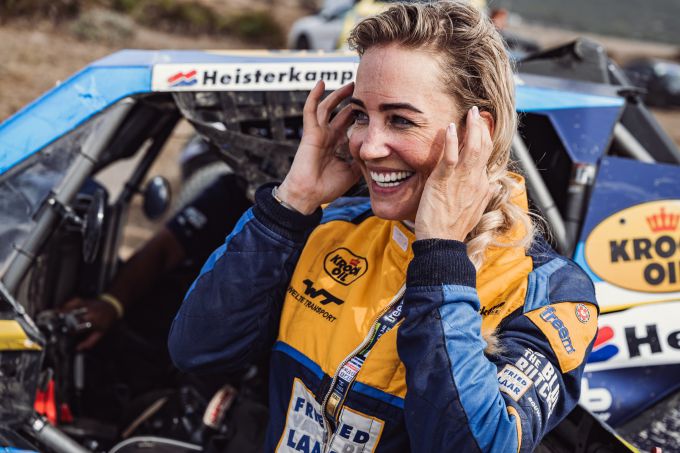 Anja van Loon