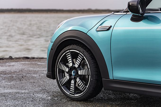 Mini Cabrio Seaside