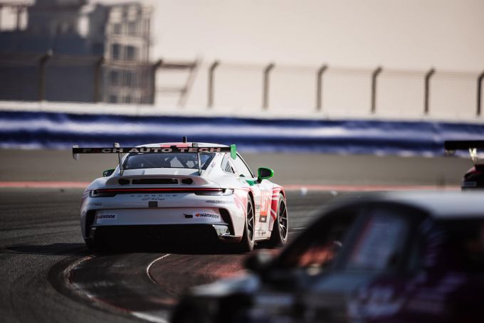 24H Dubai 2023 FACH Auto naamsvermelding achterspoiler