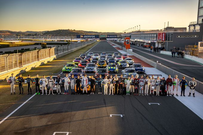 Porsche_Sprint_Challenge_Southern_Europe_Valencia_groepsfoto