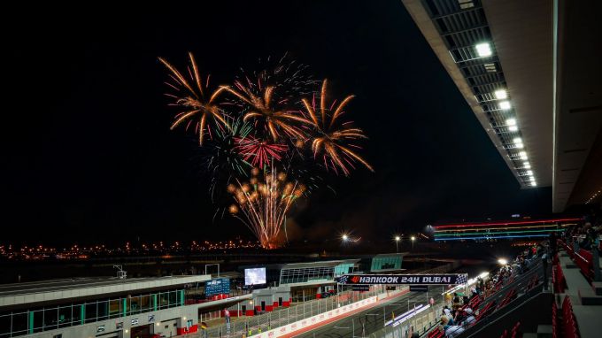 24H Dubai 2023 openingsfase foto 9