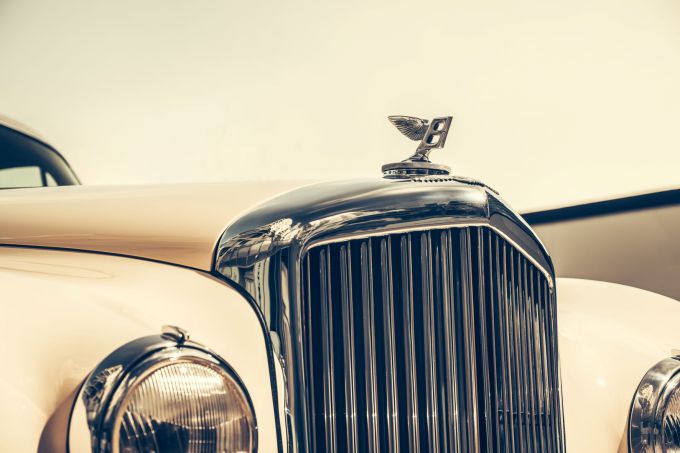 Bentley Continental en de JAS 949 foto 8