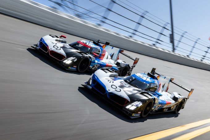 Rolex 24H Daytona IMSA-BMW_M_Hybrid_V8