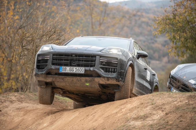 Duurtest vernieuwde Porsche Cayenne foto 2