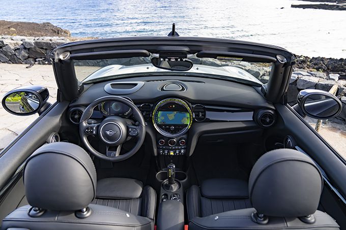 Mini Cooper SE Cabriolet