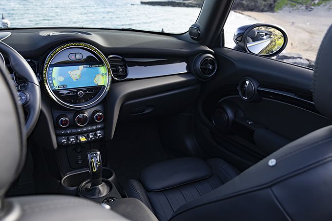Mini Cooper SE Cabriolet