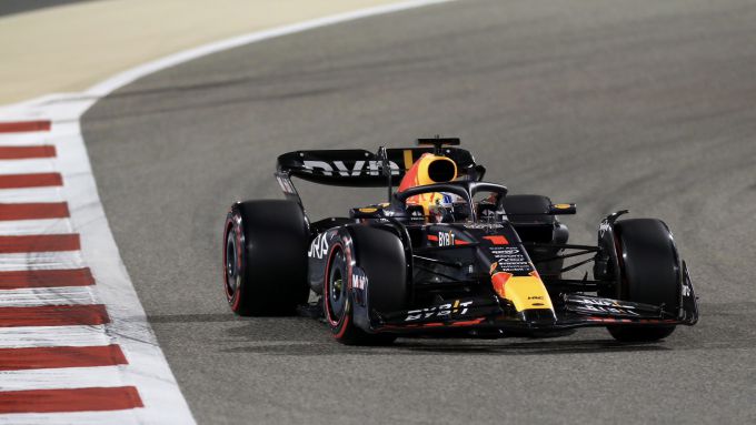 UITSLAG Kwalificatie: Max Verstappen pakt pole in Bahrein
