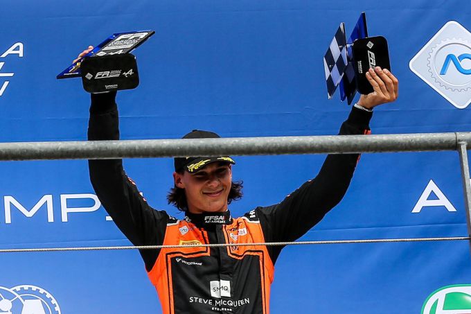 Sami Meguetounif podium