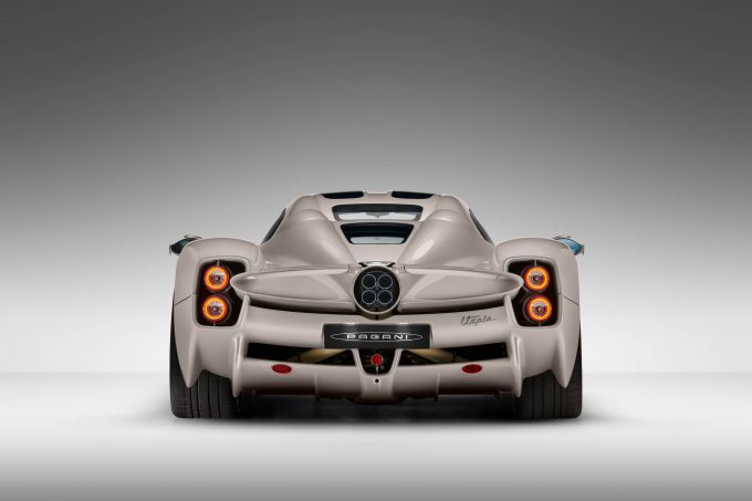 Pagani Utopia foto 11