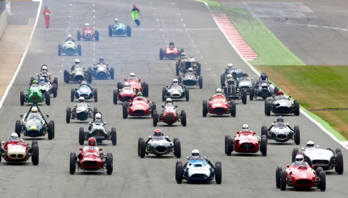 Silverstone 75th Anniversary Grand Prix Trophy foto 3