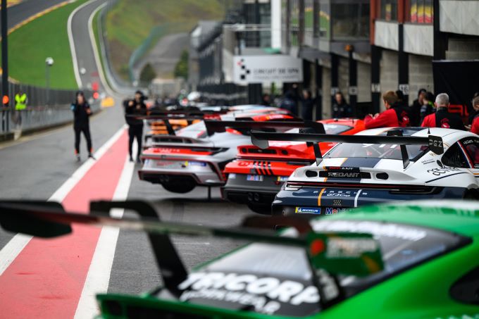 Porsche Carrera Cup Benelux pitstraat Spa-Francorchamps rear