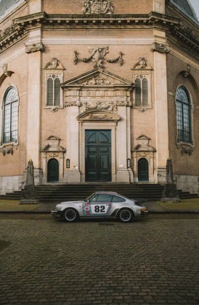 De Grootse Detour derde editie Porsche Tour of Legends foto 4 Middelburg Oostkerk