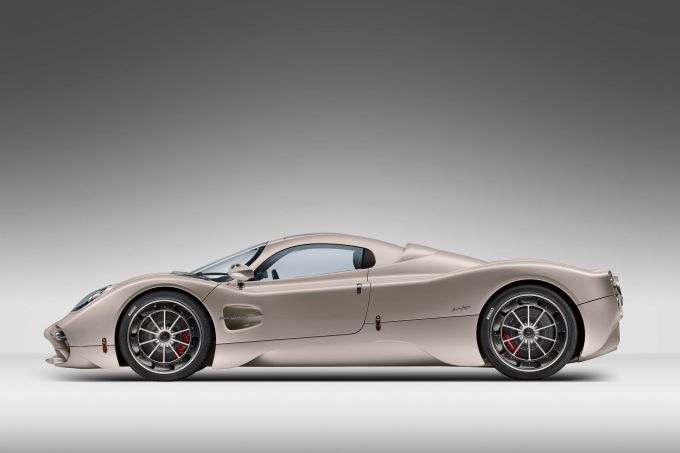 Pagani Utopia foto 4
