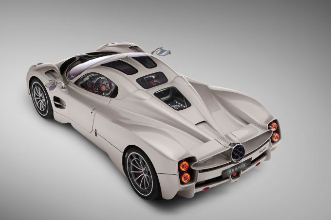 Pagani Utopia foto 5