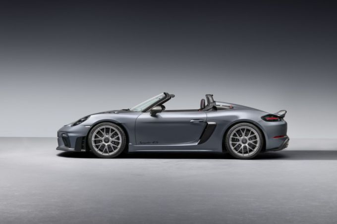 Porsche 718 Spyder RS foto 2
