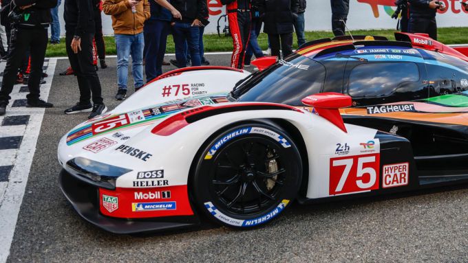  Porsche_Racing_For_Charity foto 2