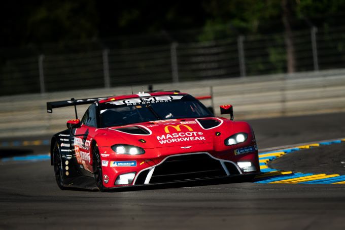 24H Le Mans 2023 Aston Martin Vantage foto 10