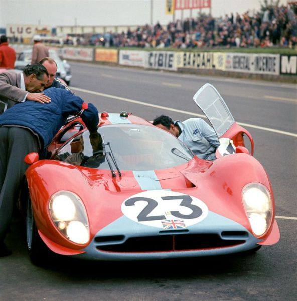 Ferrari 412P chassisnr 0854 Maranello Concessionaires 1967 foto 11