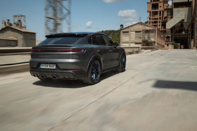 Porsche Cayenne Turbo E-Hybrid Foto 5