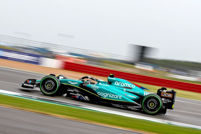 Aston_Martin_Silverstone_actie