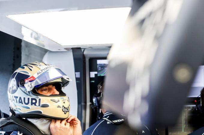 Daniel Ricciardo: "Dag allemaal, ik ben vanochtend geopereerd en heb mijn eerste stukje metaalwerk..."