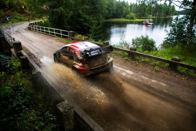 Secto Rally Finland zaterdag foto 3 Elfyn Evans