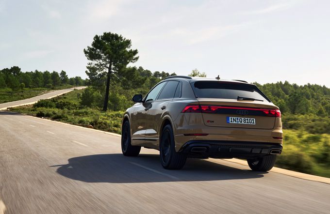 Audi Q8